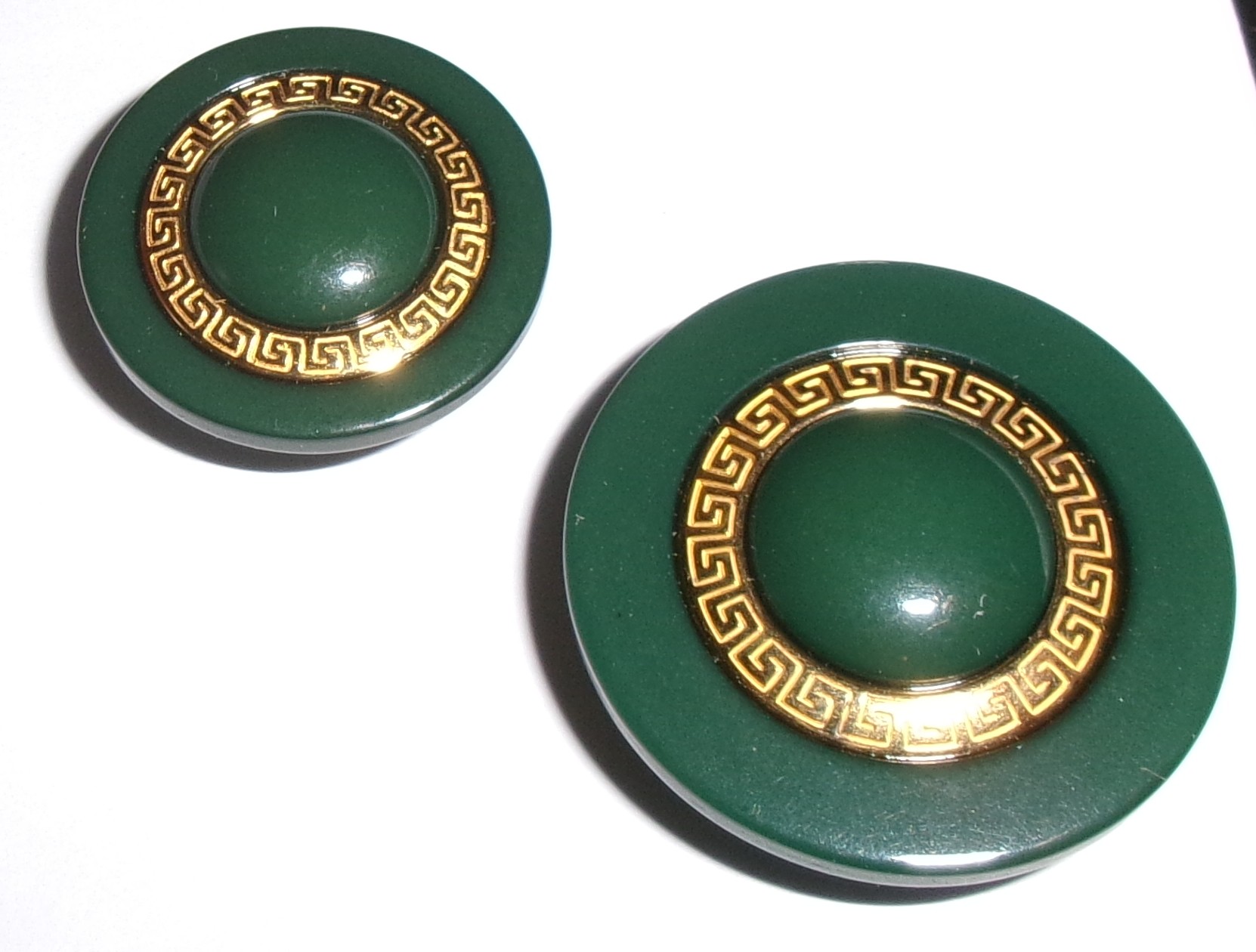 Forest green & goldtone Greek key shank buttons, 2 sizes