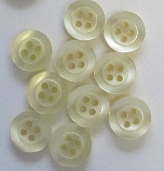 4-hole, rimmed Italian shirt buttons, pale golden yellow